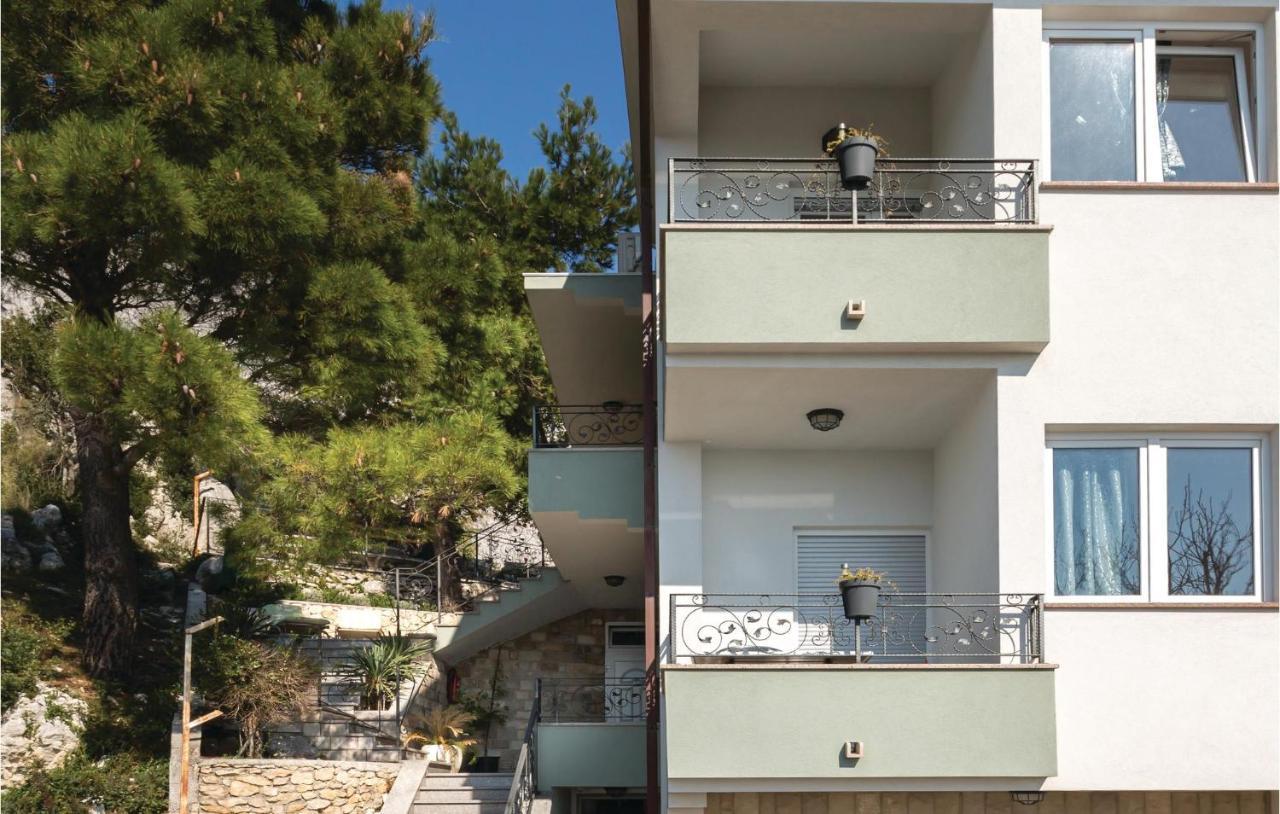 Amazing Apartment In Makarska With House Sea View Exterior photo